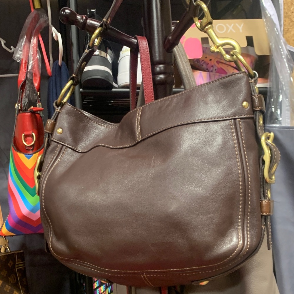 Coach Chocolate Brown Leather Shoulder Bag with Brass Hardware - Picture 5 of 8